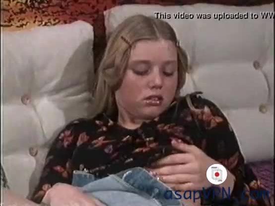 Lolita Masturbation